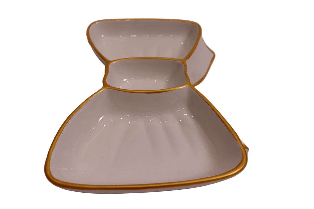 Ribbon-Shaped Glass Plate – Elegant Sectioned Design for Serving or Display
